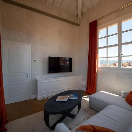 Apartment Borgo Albizi Luxury Torretta